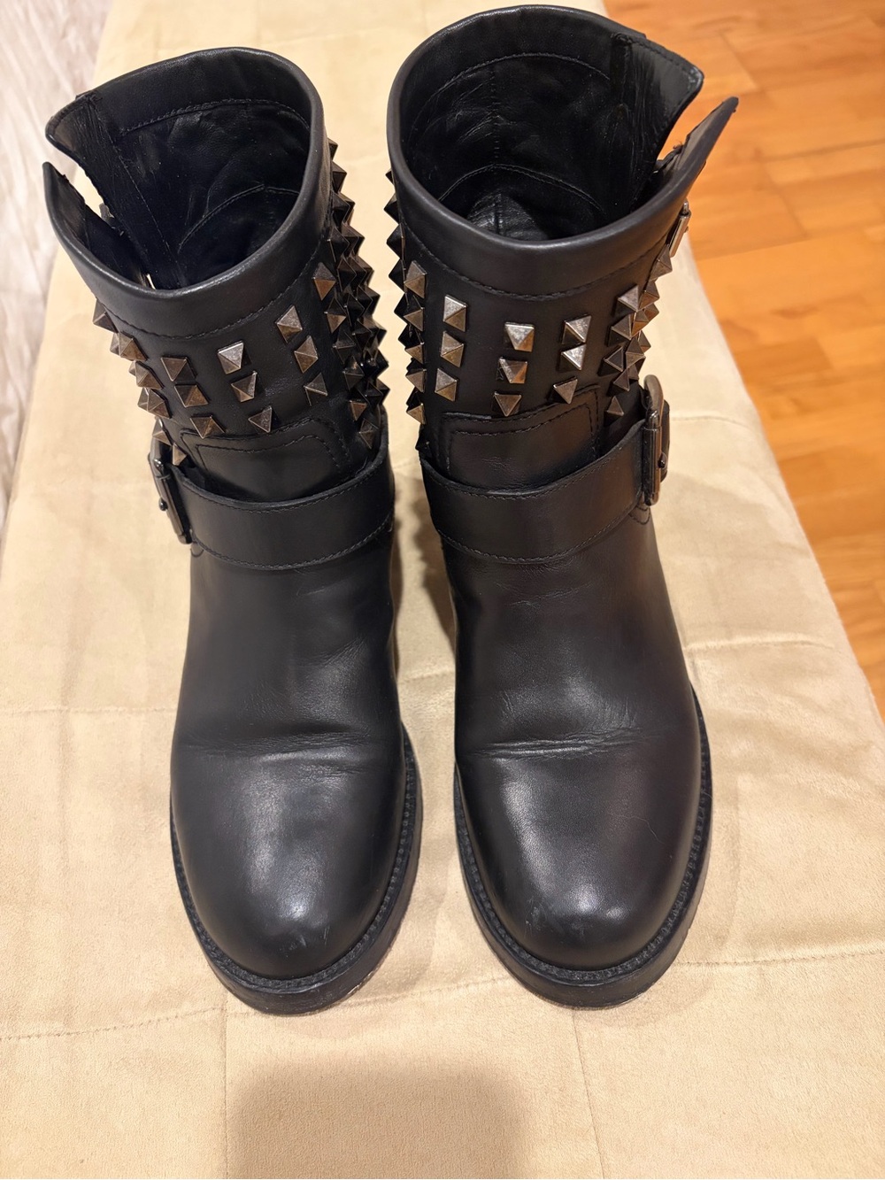 Valentino Garavani Rockstud 40MM Calfskin Biker Ankle Boots